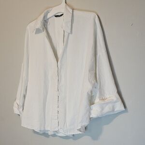 Zara White  Textured Top